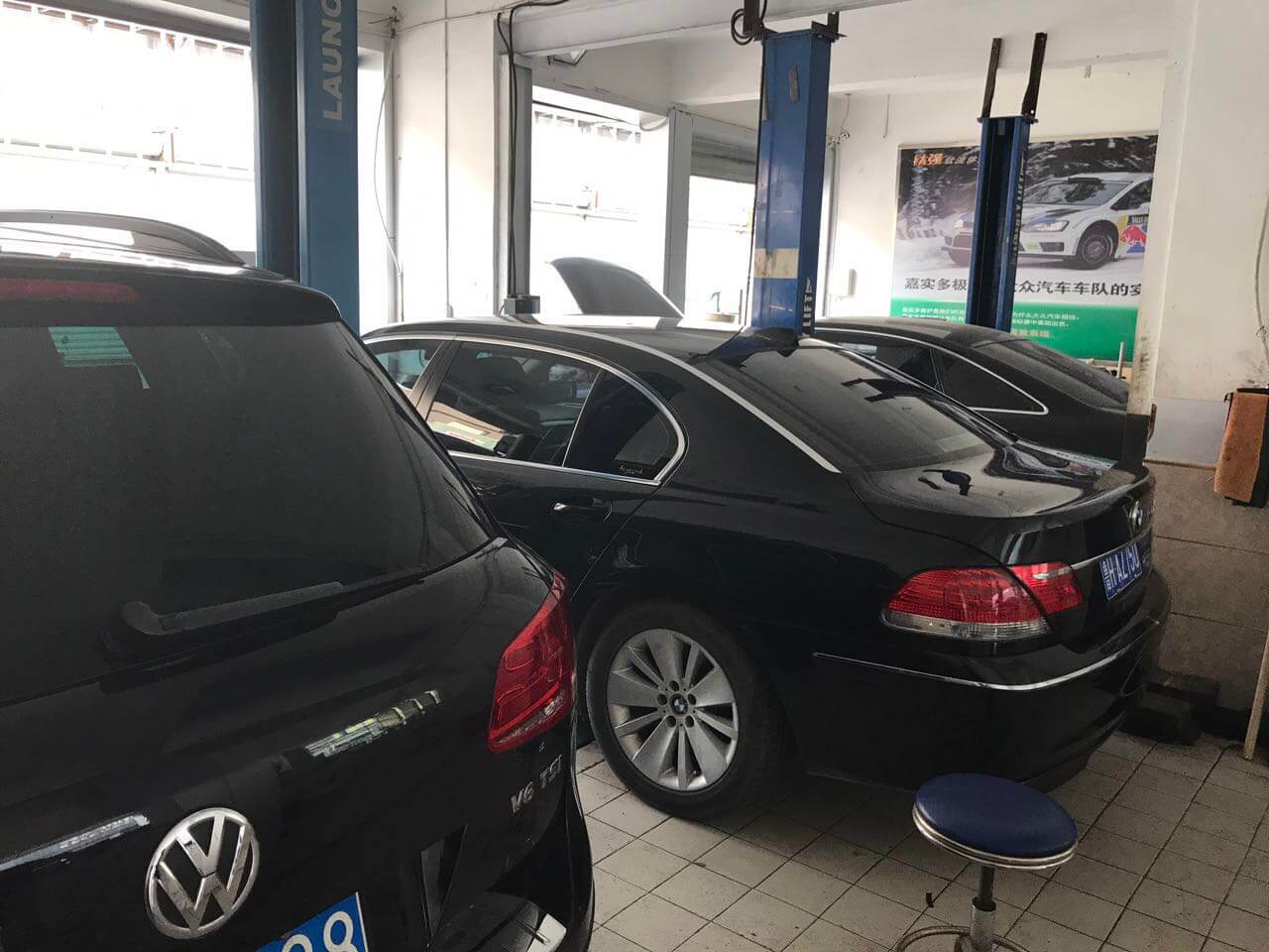 奧迪冷卻液表面一層油與哪些原因有關(guān)？