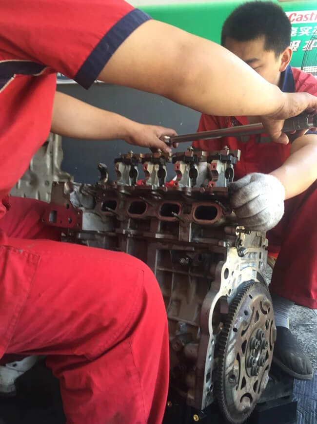 汽車(chē)玻璃水噴出來(lái)沒(méi)勁是怎么回事？